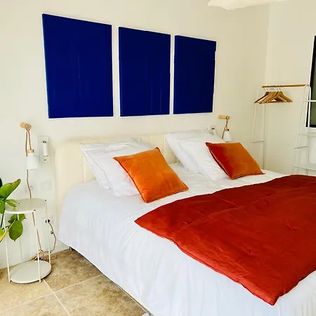 Le Clos Saint Jean Guest house *
